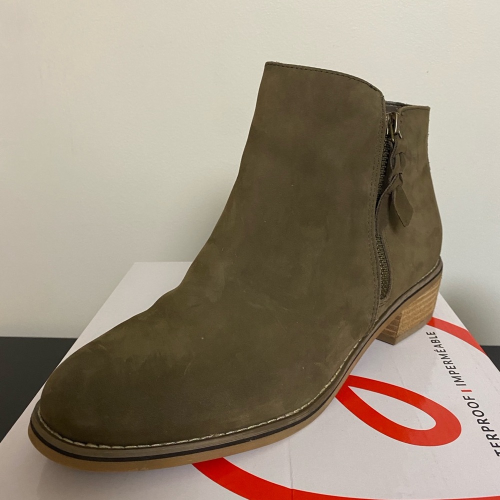 Blondo Olive Green Ankle Boots